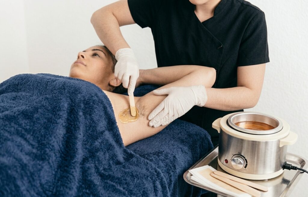 Professional underarm waxing in Goodlettsville & Nashville, TN using premium wax for smooth, long-lasting results. Book with Modern Skin Science today.